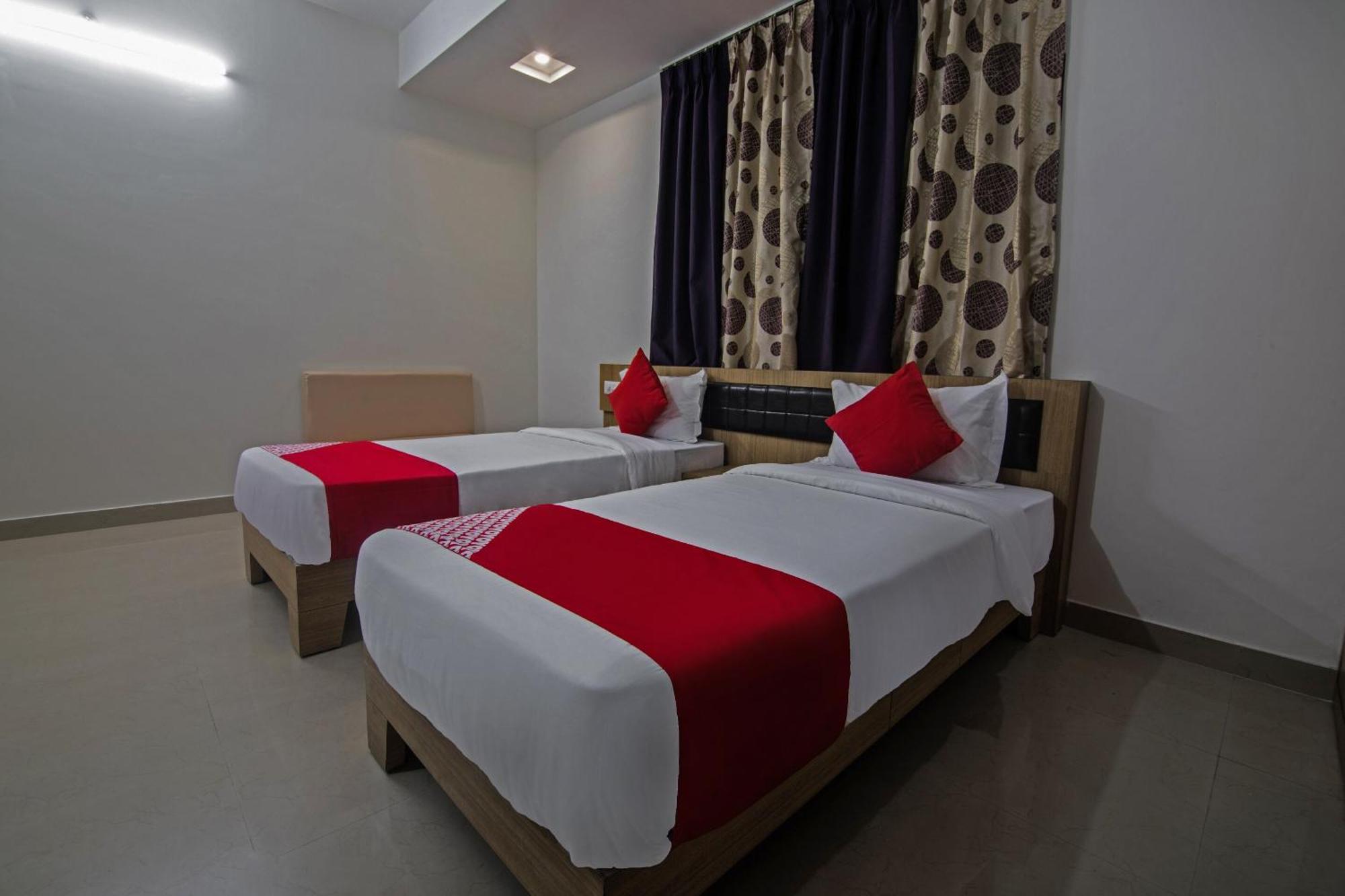 Hotel O Spectrum Residency Guwahati Esterno foto